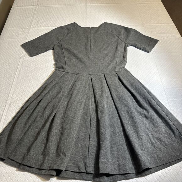 Ladies EUC Gap Fit & Flare Gray Dress pullover short‎ sleeve - casual size XS - Picture 7 of 9